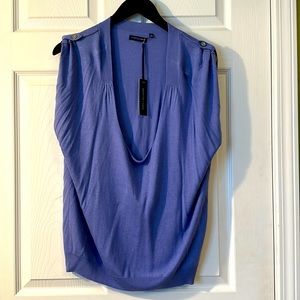EUC. Periwinkle. Lightweight sleeveless v-neck sweater top by Martin+Osa